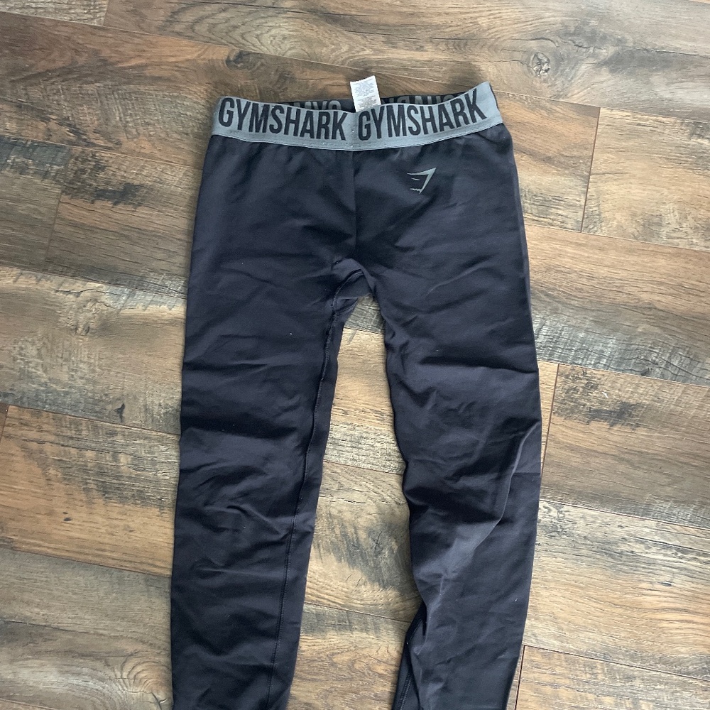 Gymshark Low waisted leggings with grey logo band